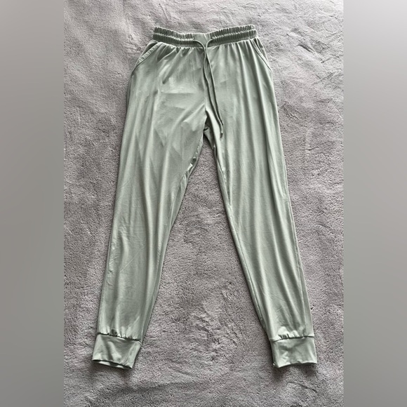 Light Green Leggings Depot Women’s Joggers Small - Picture 2 of 10
